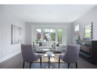 Main Photo: 874 E 13TH Avenue in Vancouver: Mount Pleasant VE Condo for sale (Vancouver East)  : MLS(r) # V1020870
