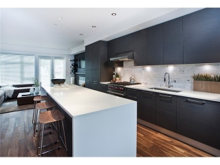 Main Photo: Mackenzie Green Townhomes